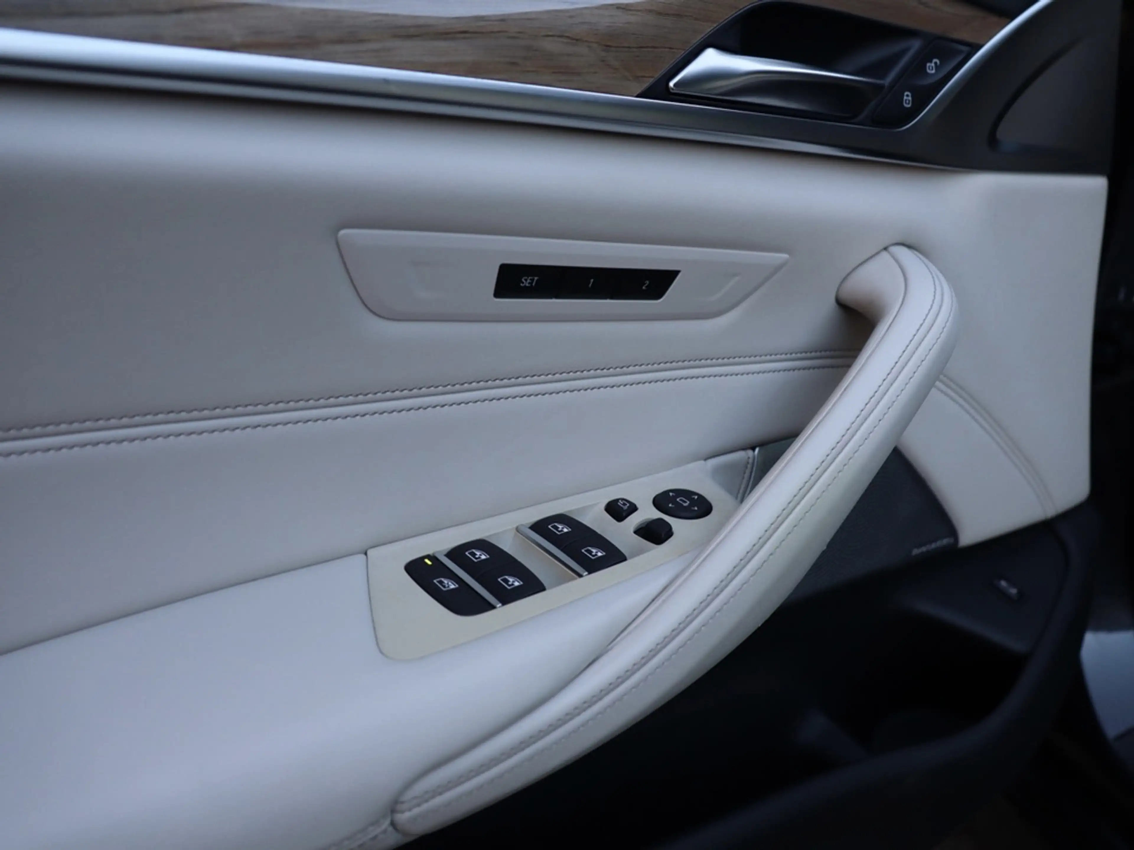 BMW M550 5-serie M550i xDrive High Executive dealer O.H., p — photo 13