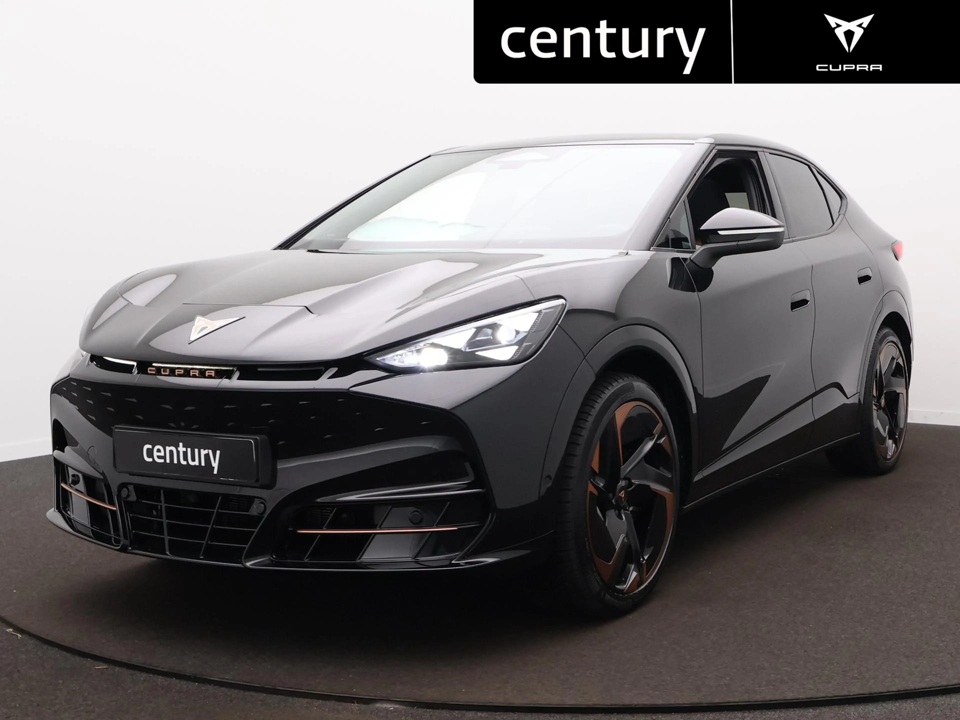 CUPRA Tavascan Adrenaline 82 kWh 210 kW / 286 pk / All Season / 2