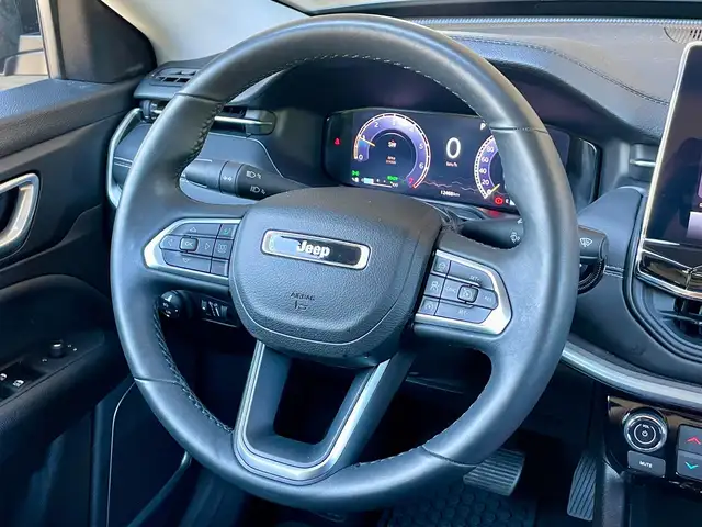 Jeep Compass view 11