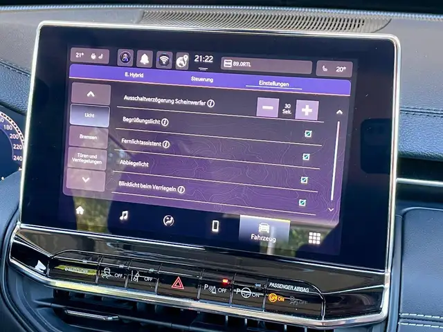 Jeep Compass view 23