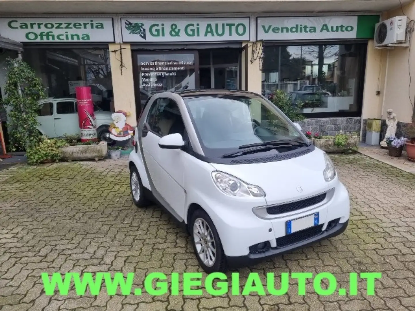 smart forTwo 1000 52 kW coupé pulse Gris - 1