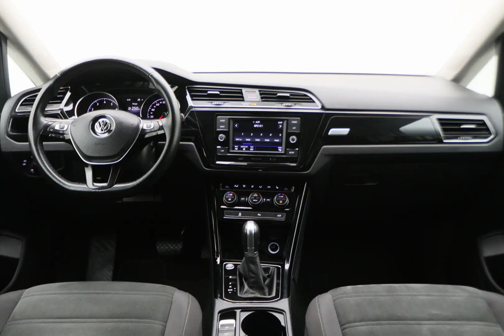 Volkswagen Touran 1.4 TSI DSG Highline Edition R-Line 7p Climate, AC Weiß - 2