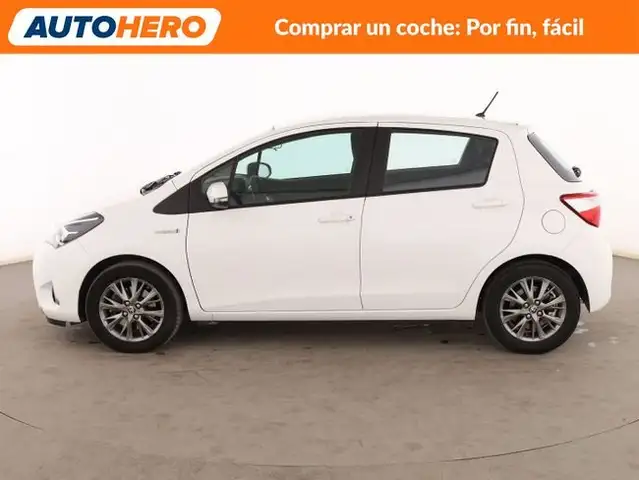 Toyota Yaris view 3