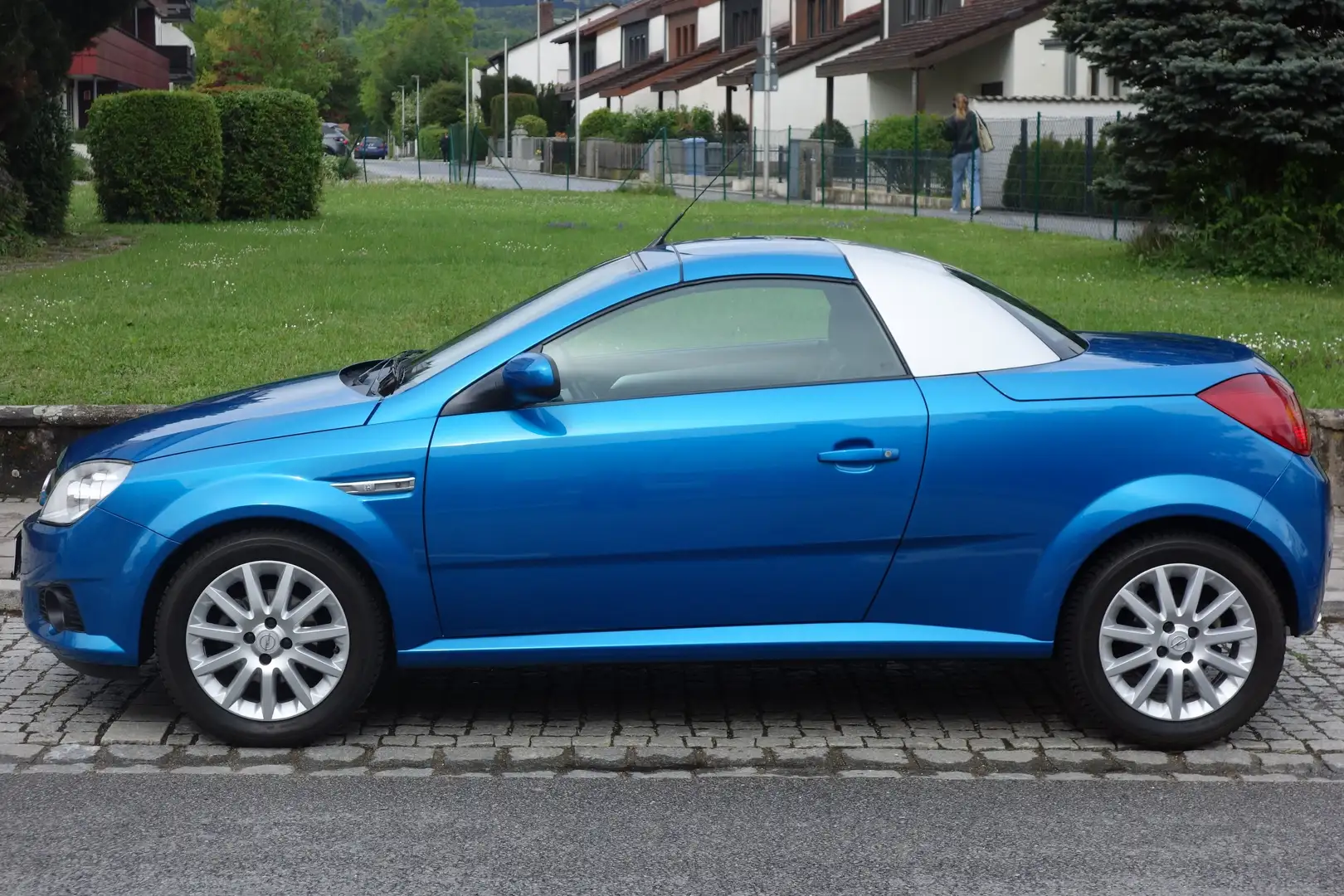 Opel Tigra Twin Top 1.8 Edition EZ 2010!! kein Wartungsstau!! Kék - 1