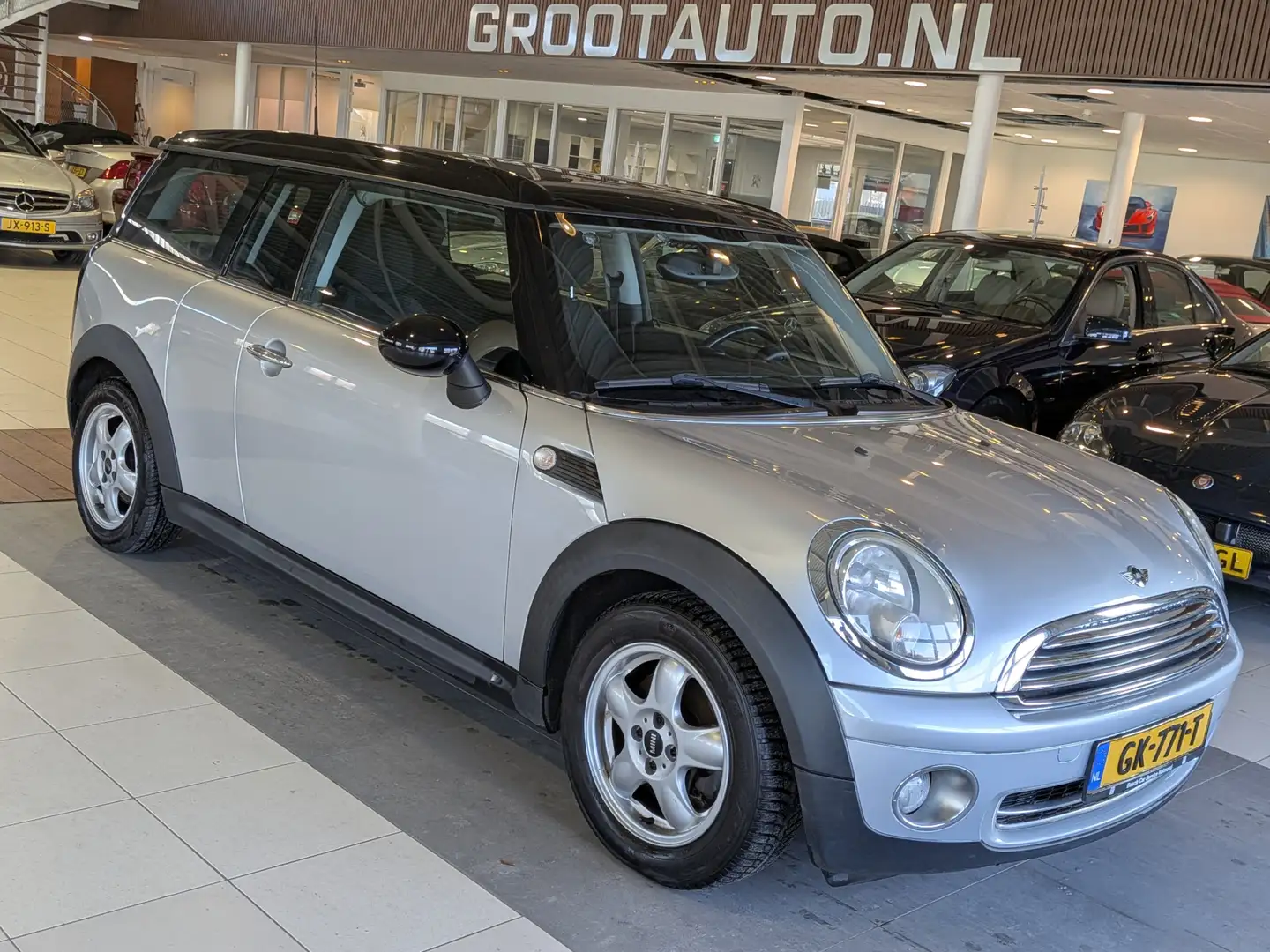 MINI Cooper Clubman Mini 1.6 Airco, Stuurbekrachtiging Gris - 1