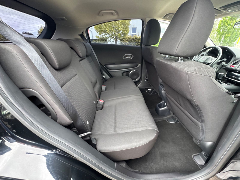 Honda HR-V Elegance 1.6 AHK/TEMP/SHZ/PDC — photo 11