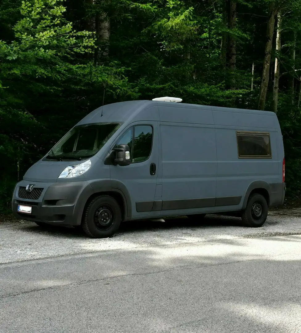 Peugeot Boxer Camper Van L3H2 2,2 HDi Grau - 1