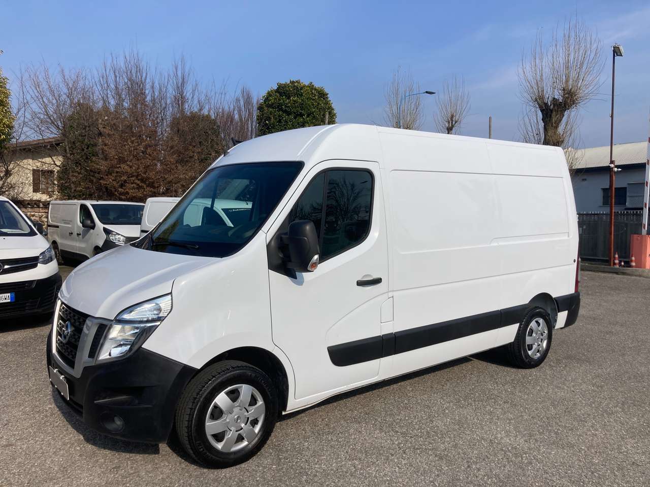 Nissan NV400 L2H2