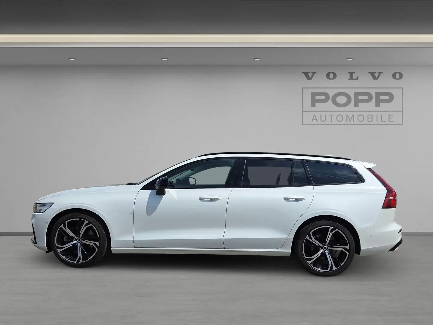 Volvo V60 B4 FWD Plus Dark 19" 360° ACC H&K LED 4xSHZ Weiß - 2