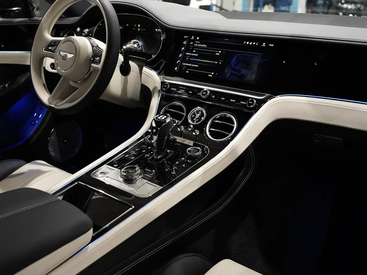 Bentley Continental GT 2026 — фото 10