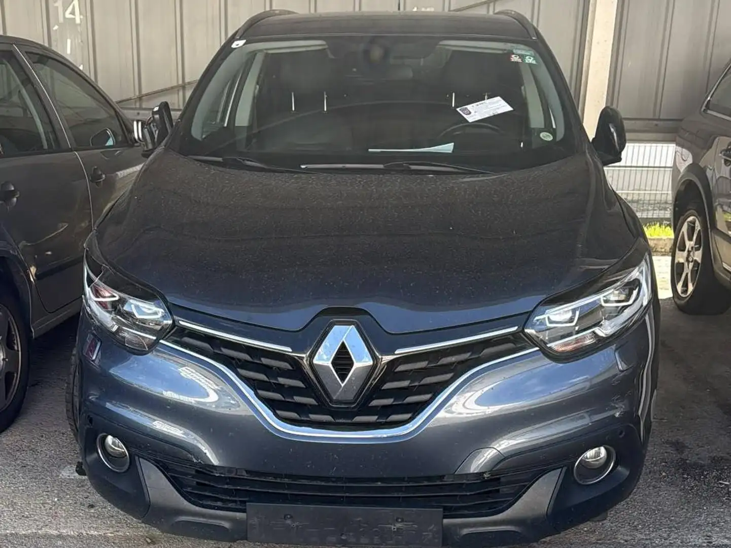 Renault Kadjar Energy dCi Life (UNFALL, Airbags nicht offen) Grau - 1