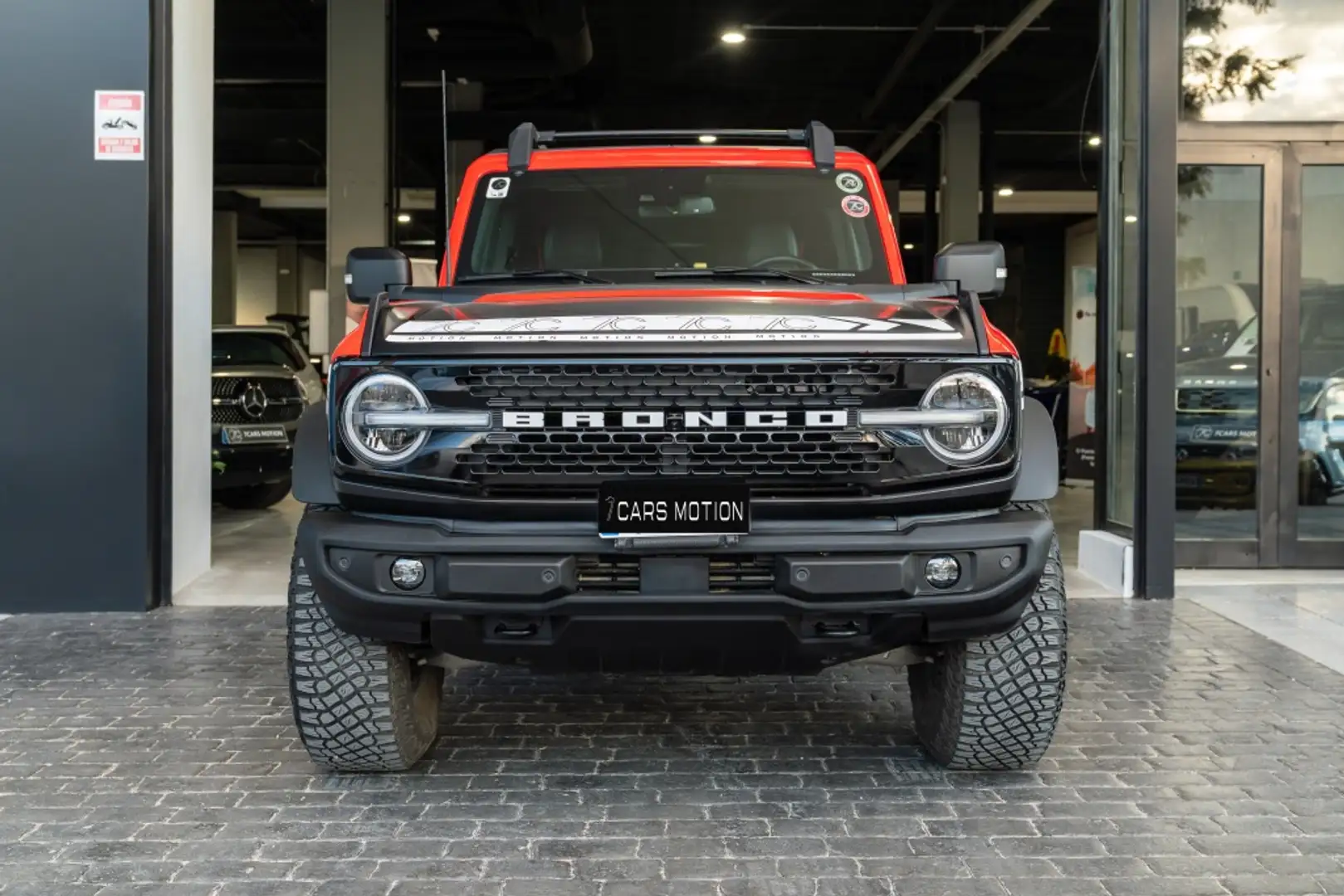 Ford Bronco Wildtrack 2.7L EcoBoost 4x4 2P Aut. Rojo - 2