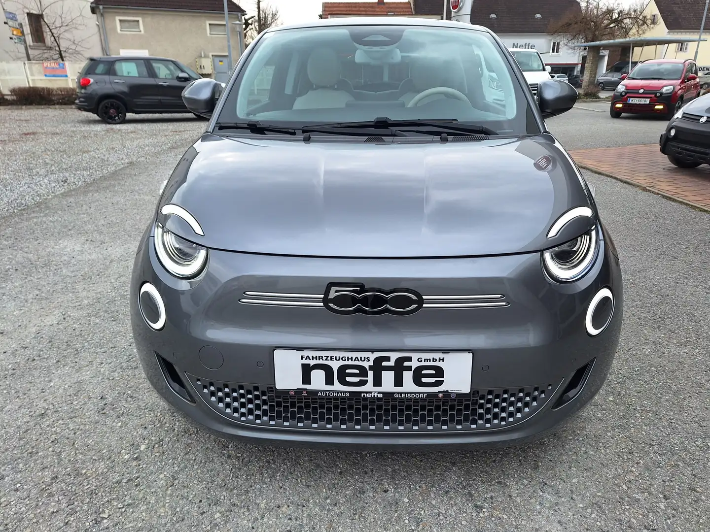 Fiat 500e La Prima 3+1 42 kWh Grau - 2