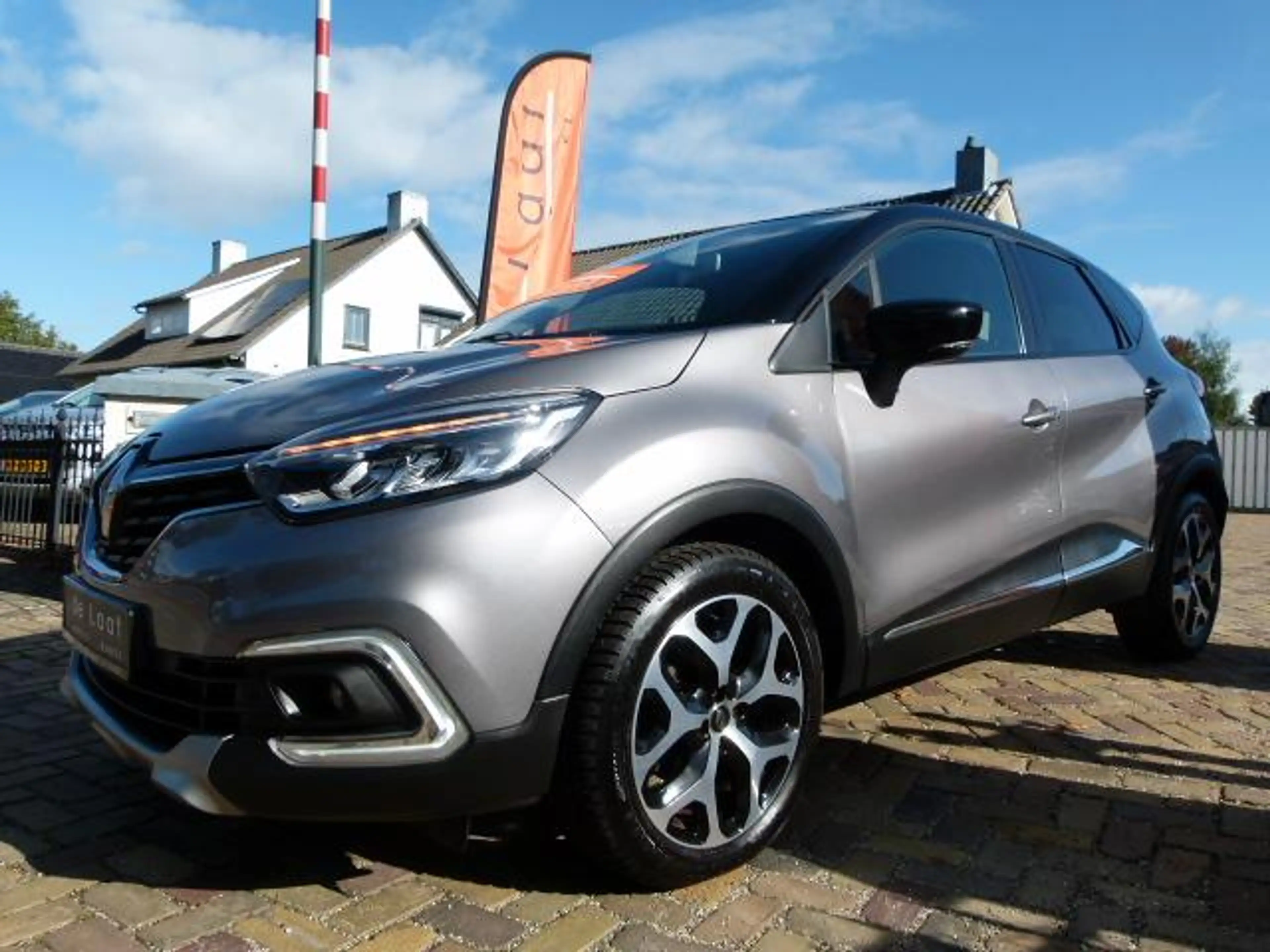 Renault Captur 1.2 TCe Dynamique — photo 2