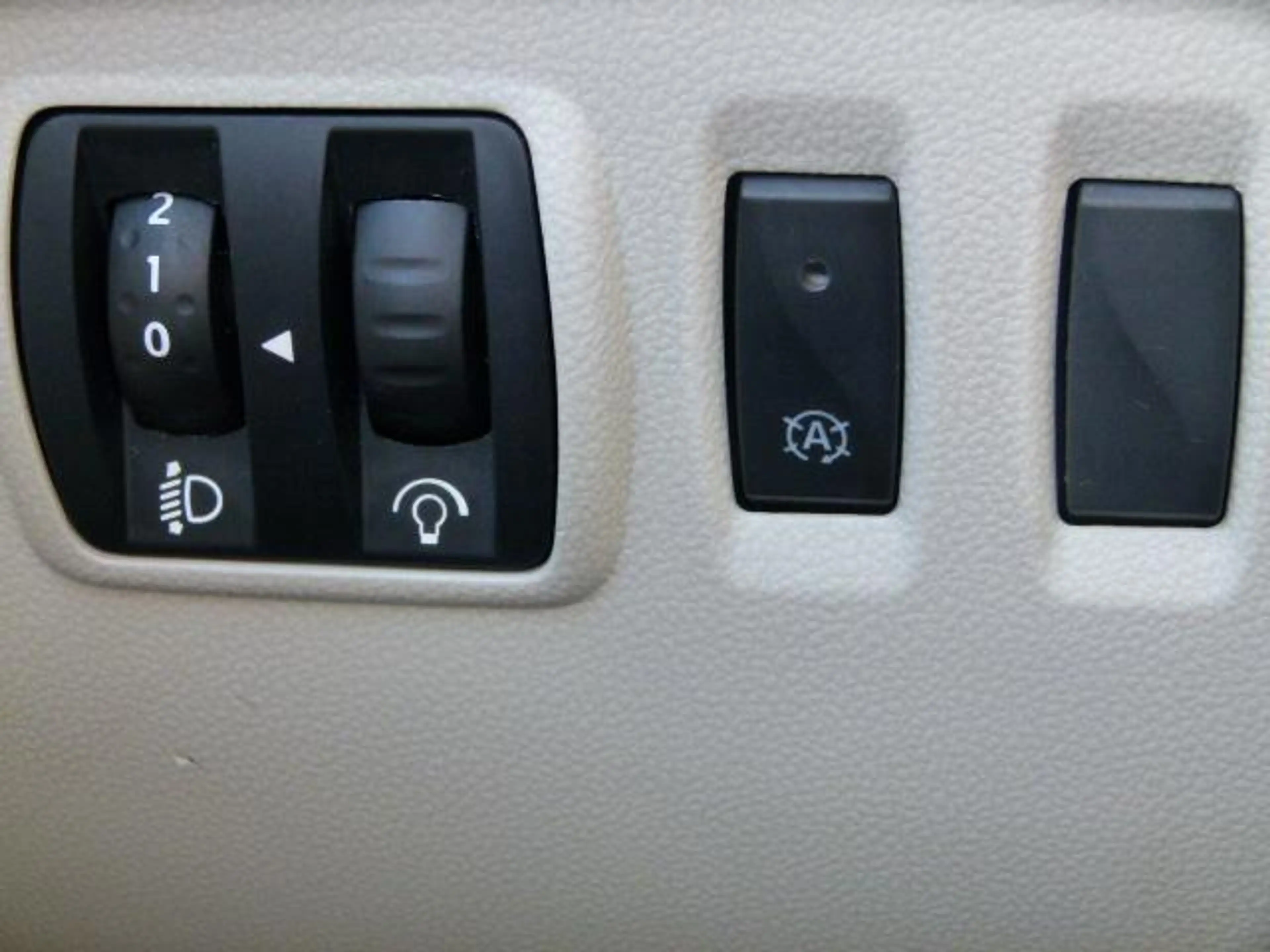 Renault Captur 1.2 TCe Dynamique — photo 14