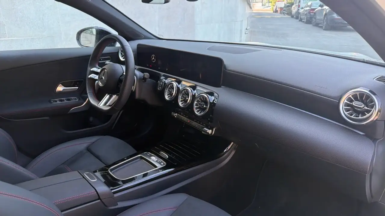 Mercedes-Benz A-Class 2026 — фото 10