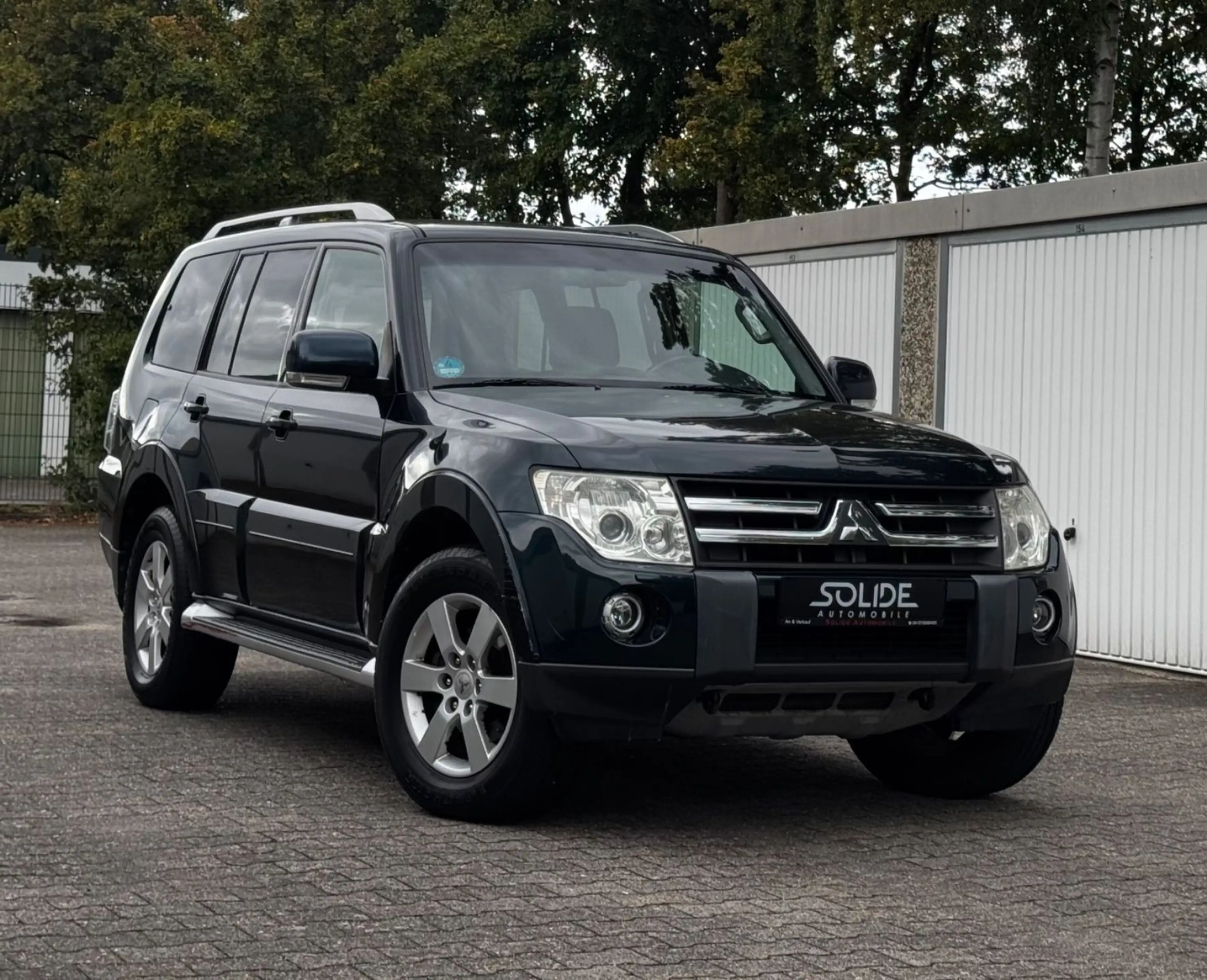 Mitsubishi Pajero 3.2 DI-D Intense