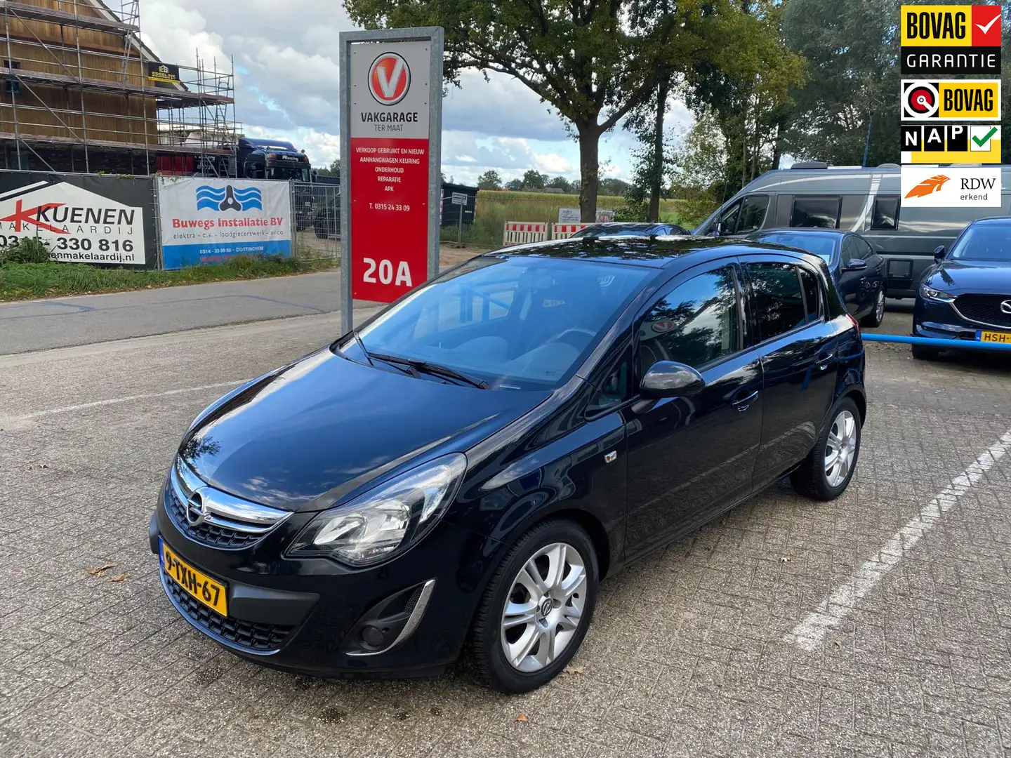 Opel Corsa 1.4-16V BlitZ | Origineel Nederlands | Cruise Cont Zwart - 1