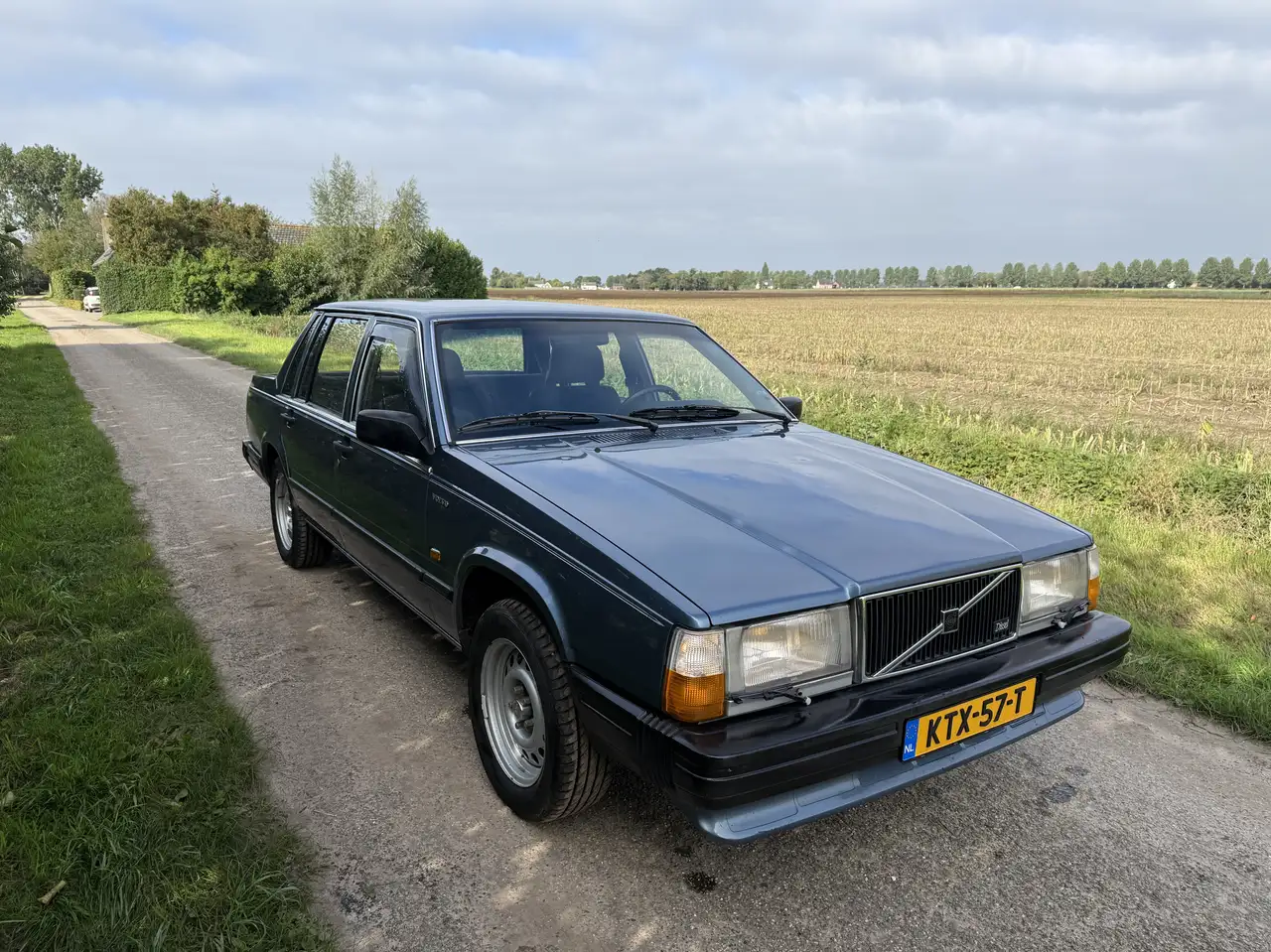 Volvo 740 2.4 Diesel Wegenbelastingvrij, foto 2