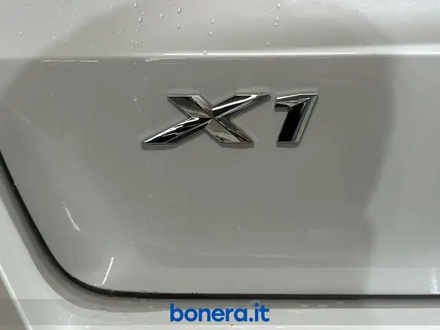 BMW X1 view 10