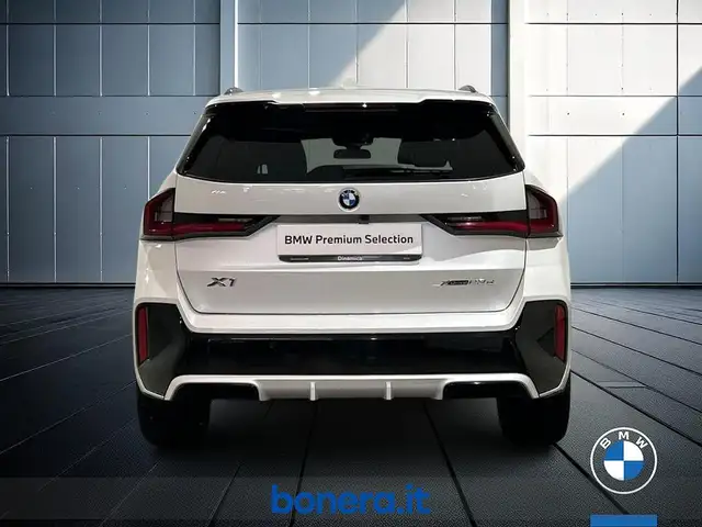 BMW X1 view 6