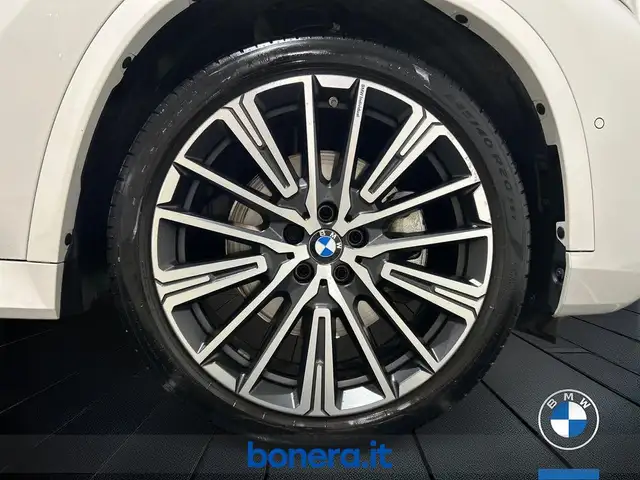 BMW X1 view 13
