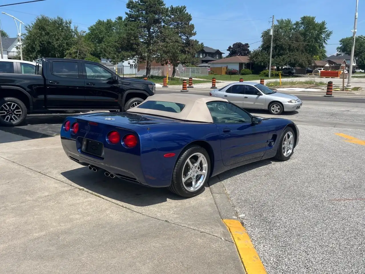 Chevrolet Corvette снимка Chevrolet Corvette
