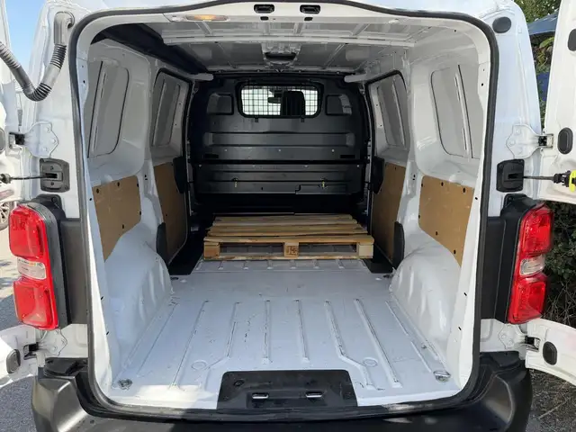 Toyota Proace view 9