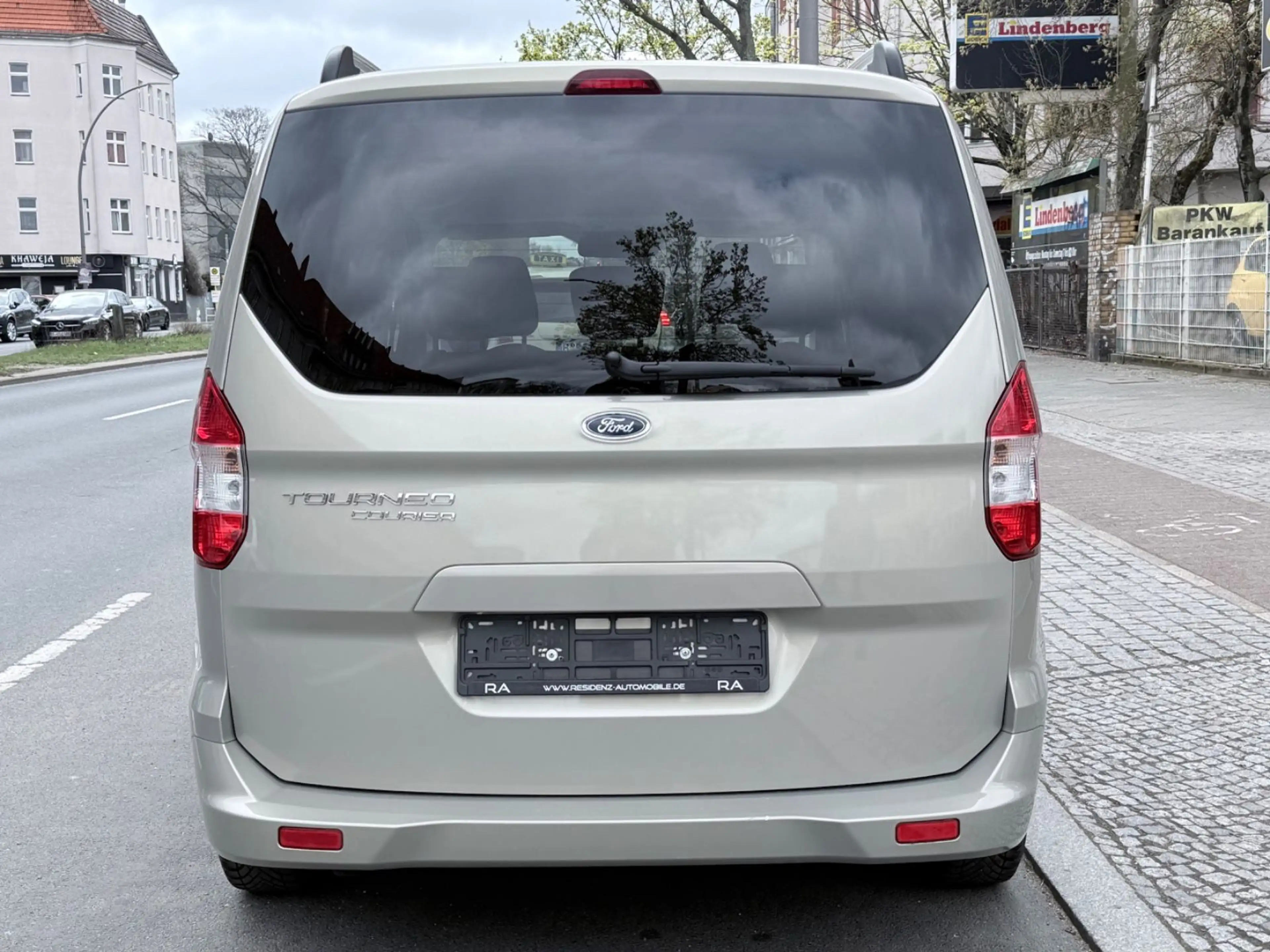 Ford Tourneo Courier TOURNEO COURIER 1.5 TDCi+2xSCHIEBETÜR+TEMPOMAT+ — photo 7