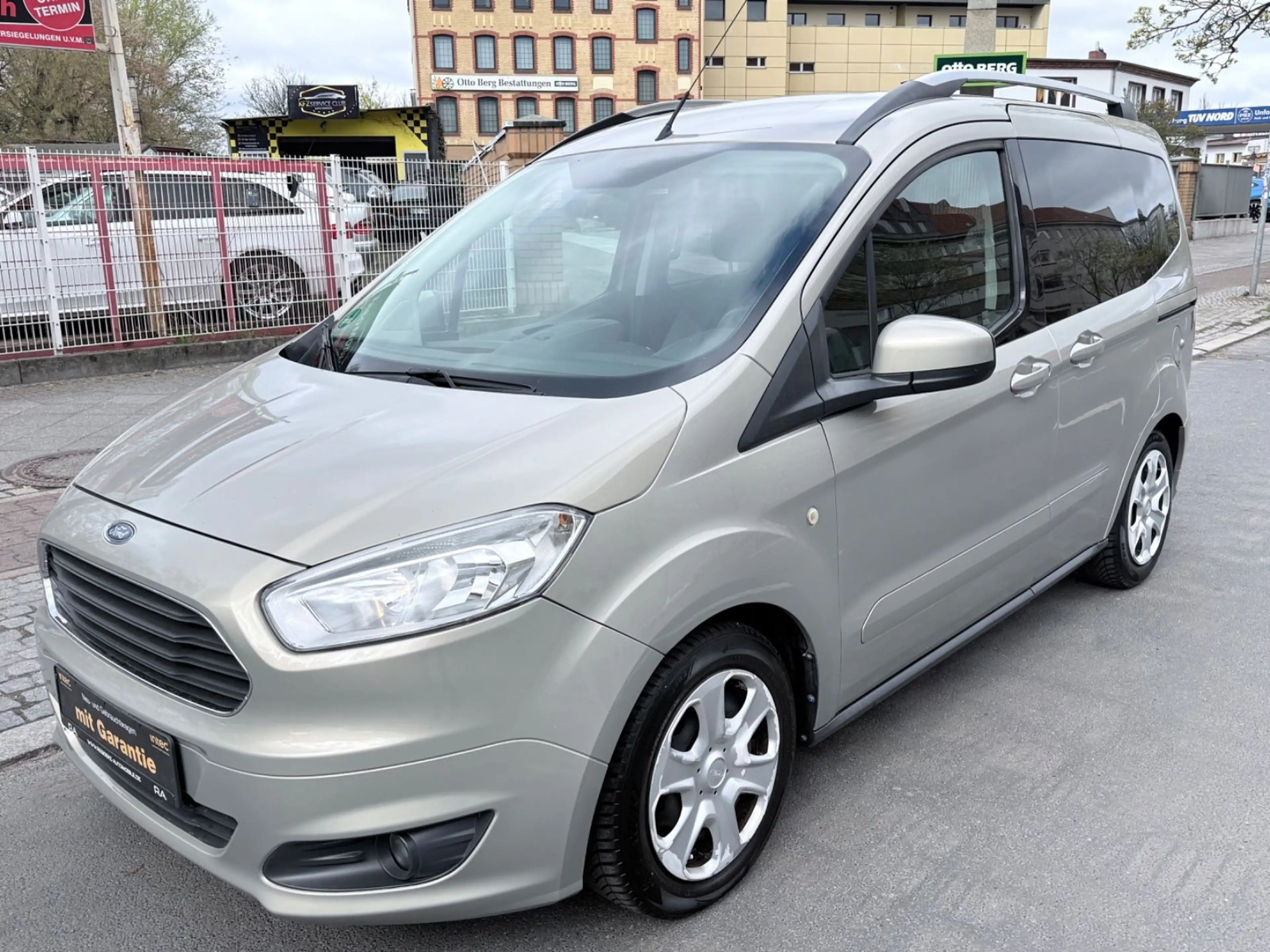 Ford Tourneo Courier TOURNEO COURIER 1.5 TDCi+2xSCHIEBETÜR+TEMPOMAT+