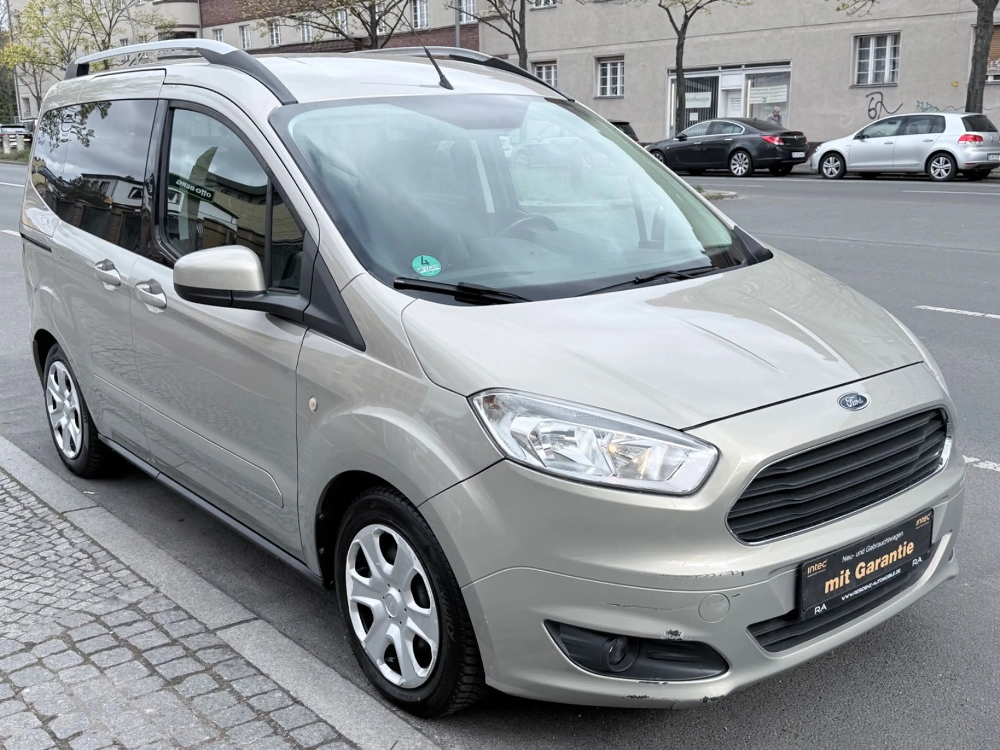 Ford Tourneo Courier TOURNEO COURIER 1.5 TDCi+2xSCHIEBETÜR+TEMPOMAT+ — photo 3