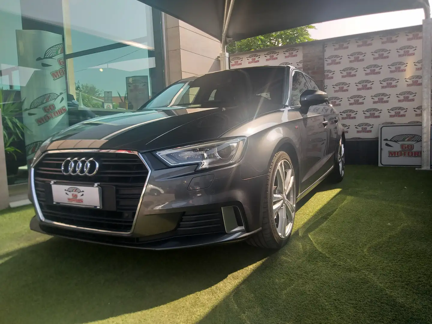 Audi A3 A3 Sportback 1.6 tdi Sport 116cv s-tronic PROM FIN Grau - 1