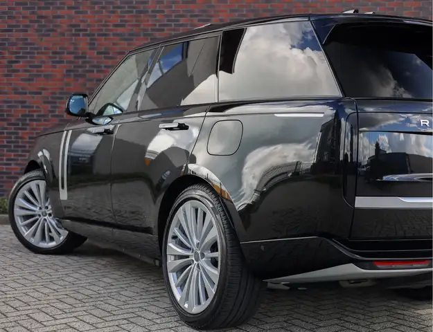 Land Rover Range Rover view 7