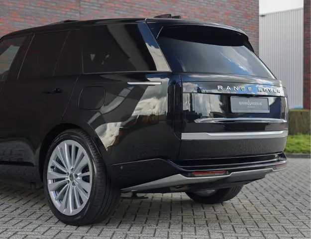 Land Rover Range Rover view 10