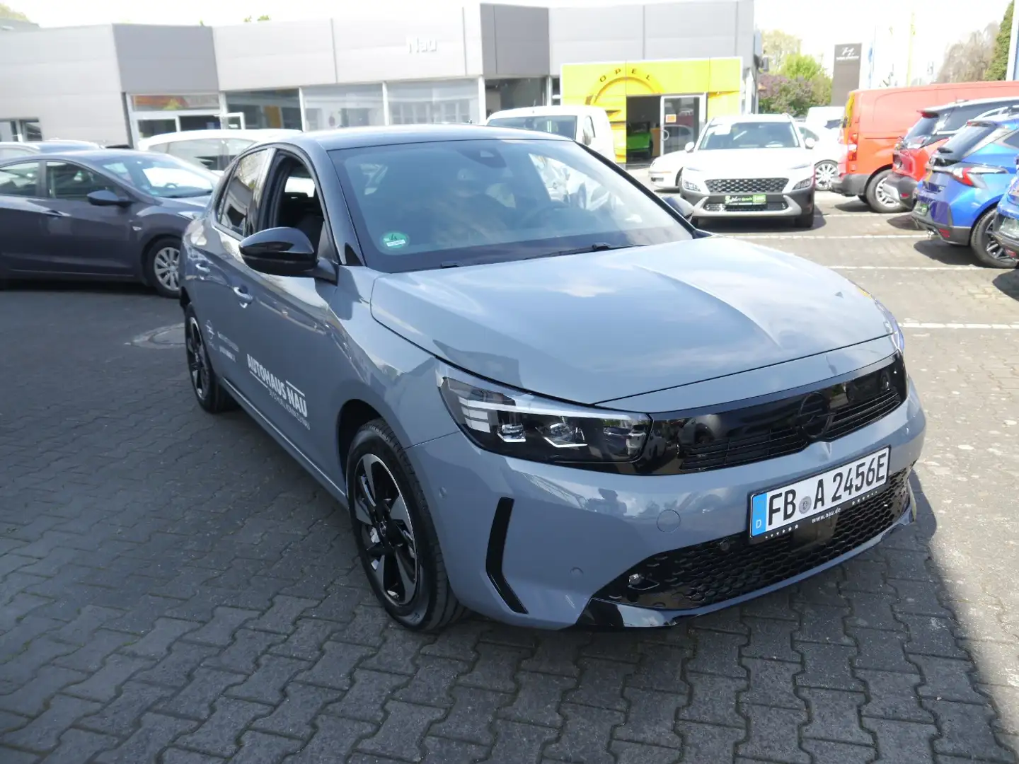 Opel Corsa F e - Long Range GS Long Range Grau - 2