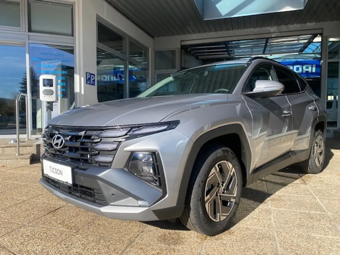 Hyundai TUCSON Tucson 1,6 T-GDI 48V 2WD Jubilé Silber - 1