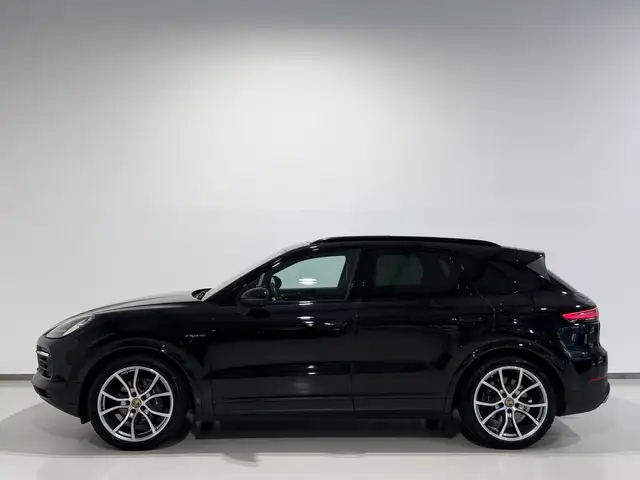 Porsche Cayenne III E-Hybrid Aut/Panorama/Sport-Chrono/AHK/PASM Ansicht 7