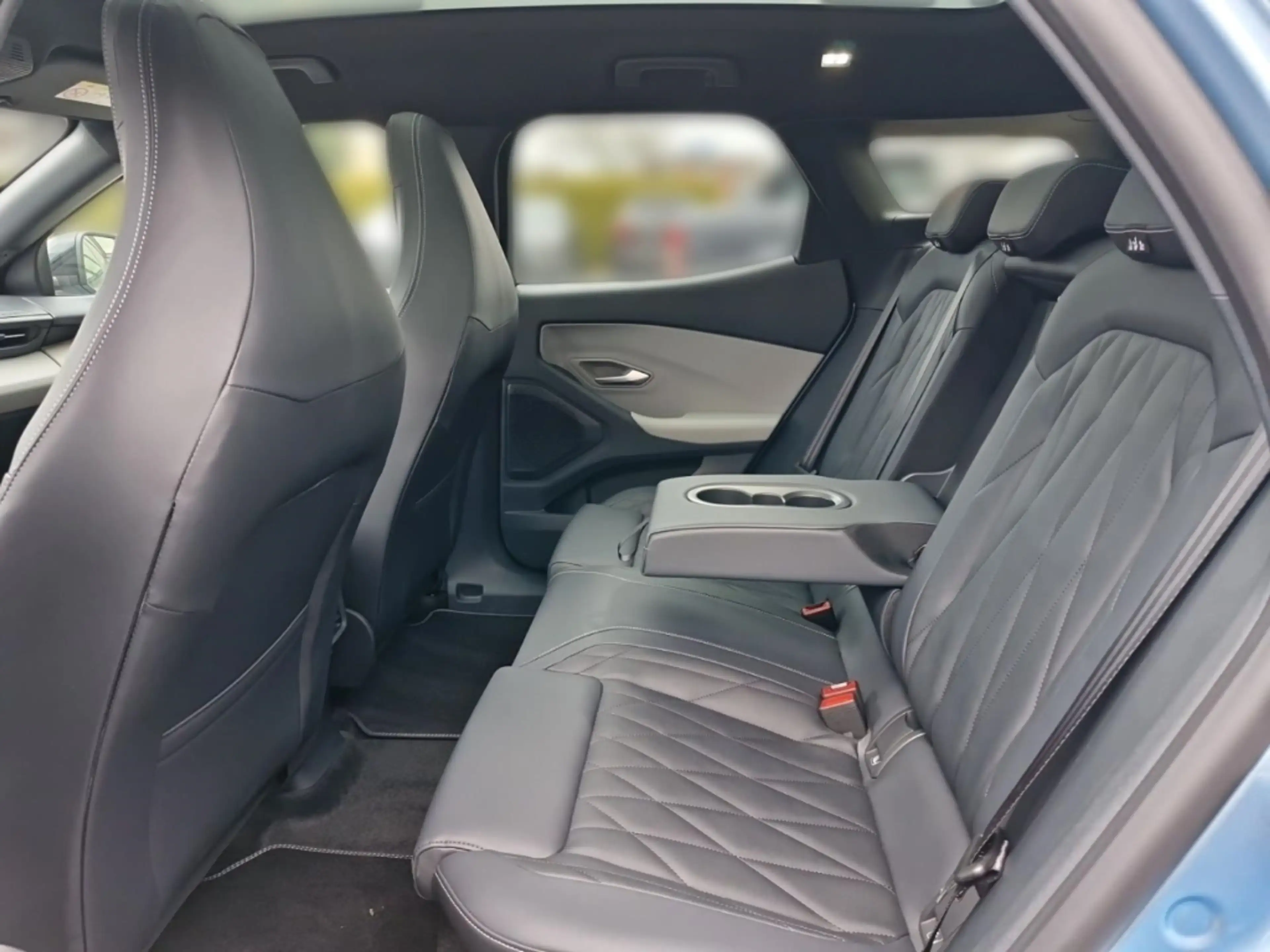 Ford Explorer Premium RWD BEV Panorama * 21 Zoll*Leder* — photo 11