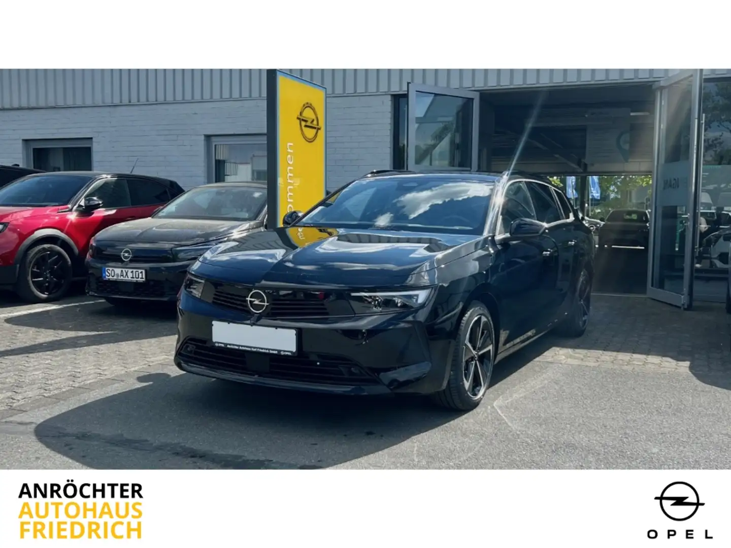 Opel Astra L Edition ST 1.2 Turbo Winter-Paket Zwart - 1