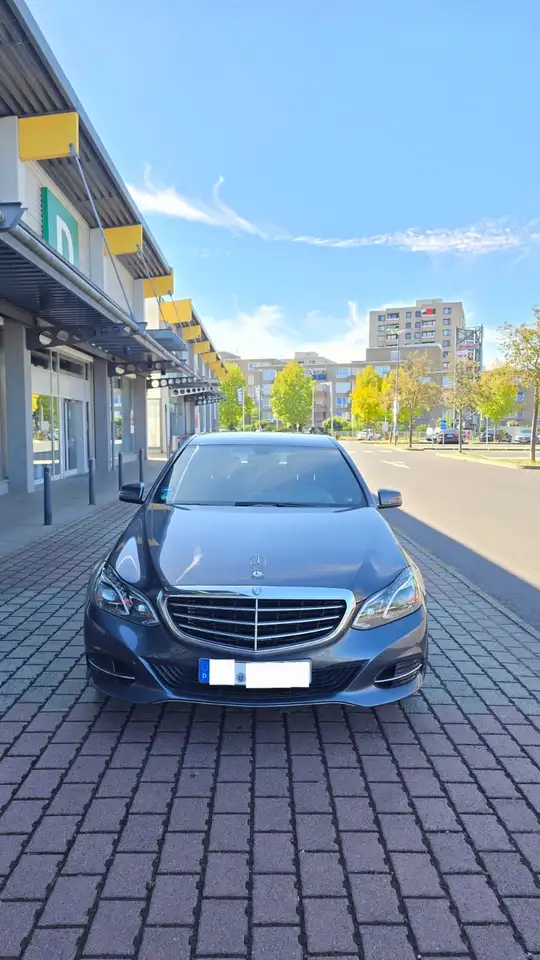 Mercedes-Benz E 200