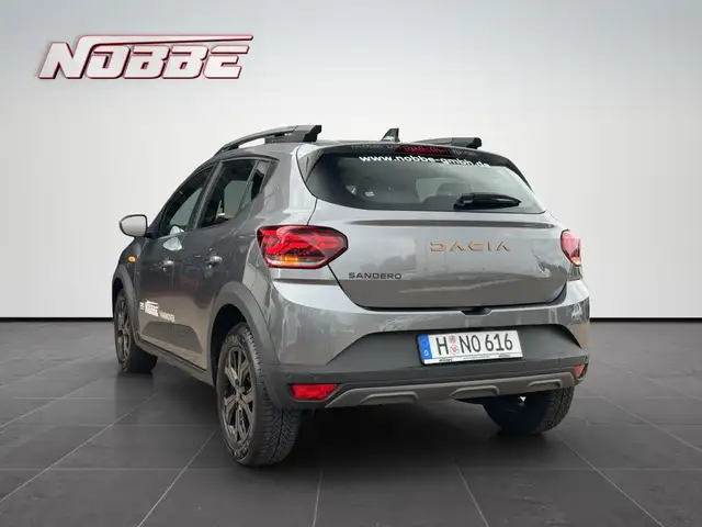 Dacia Sandero view 3