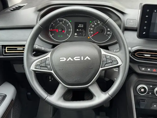 Dacia Sandero view 10