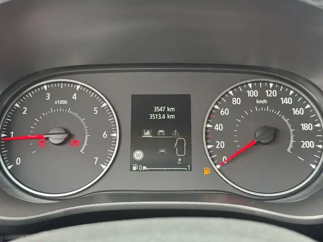 Dacia Sandero view 11