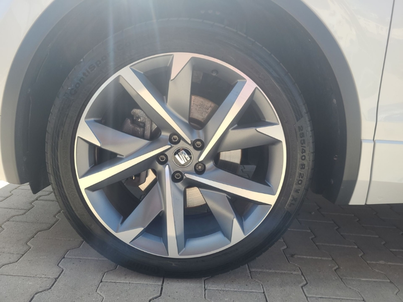 SEAT Tarraco FR e-HYBRID 1.4 LED NAVI KLIMA AHK PANORAMA DACH S — photo 10