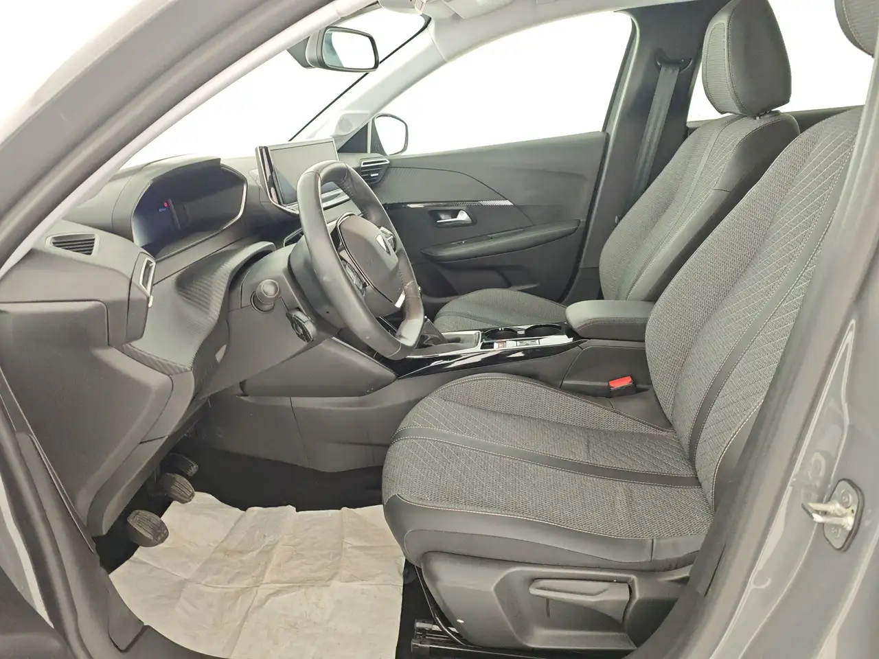 Peugeot 208 208 1.2 puretech Allure Pack s 10