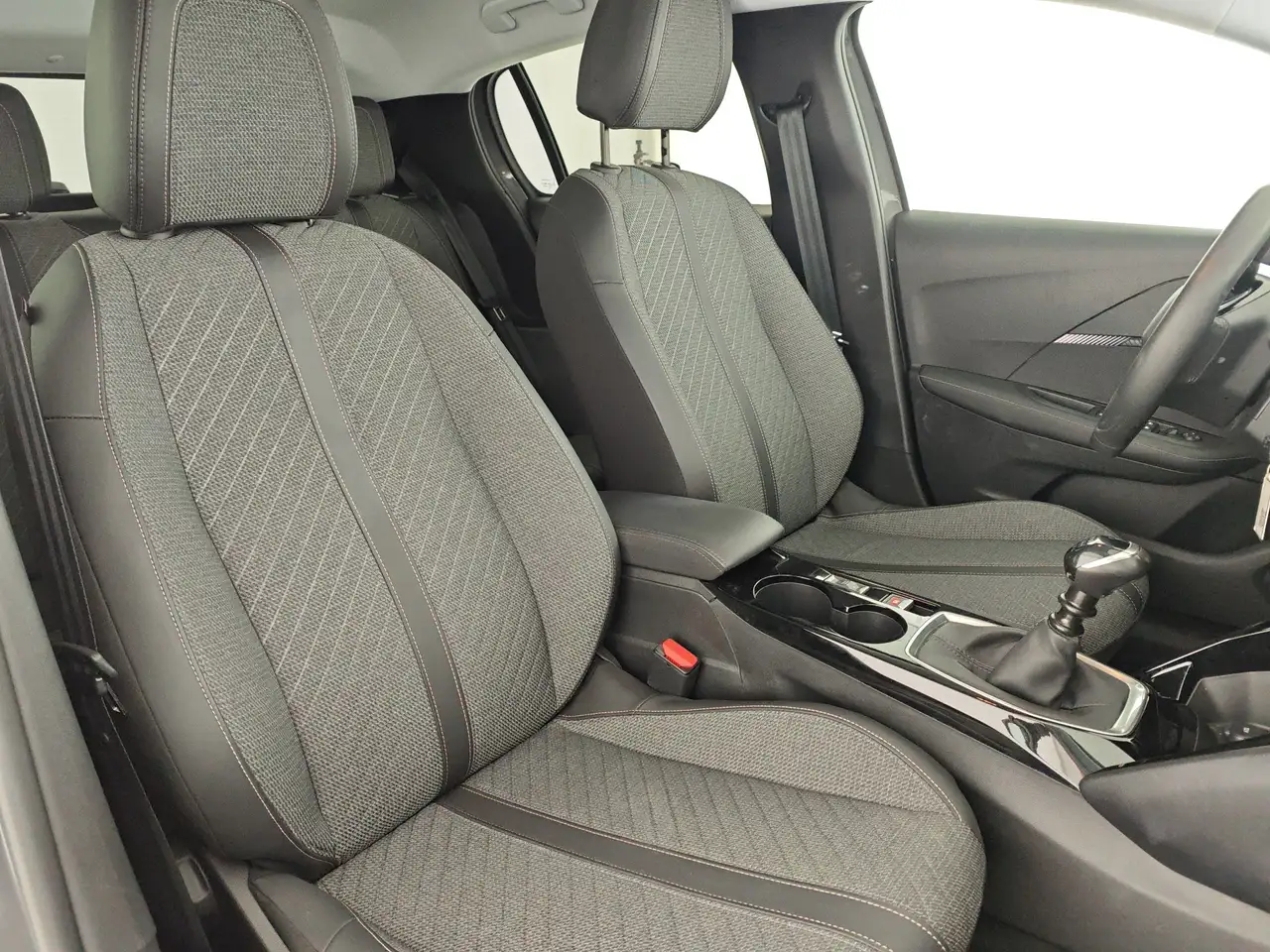 Peugeot 208 208 1.2 puretech Allure Pack s 9