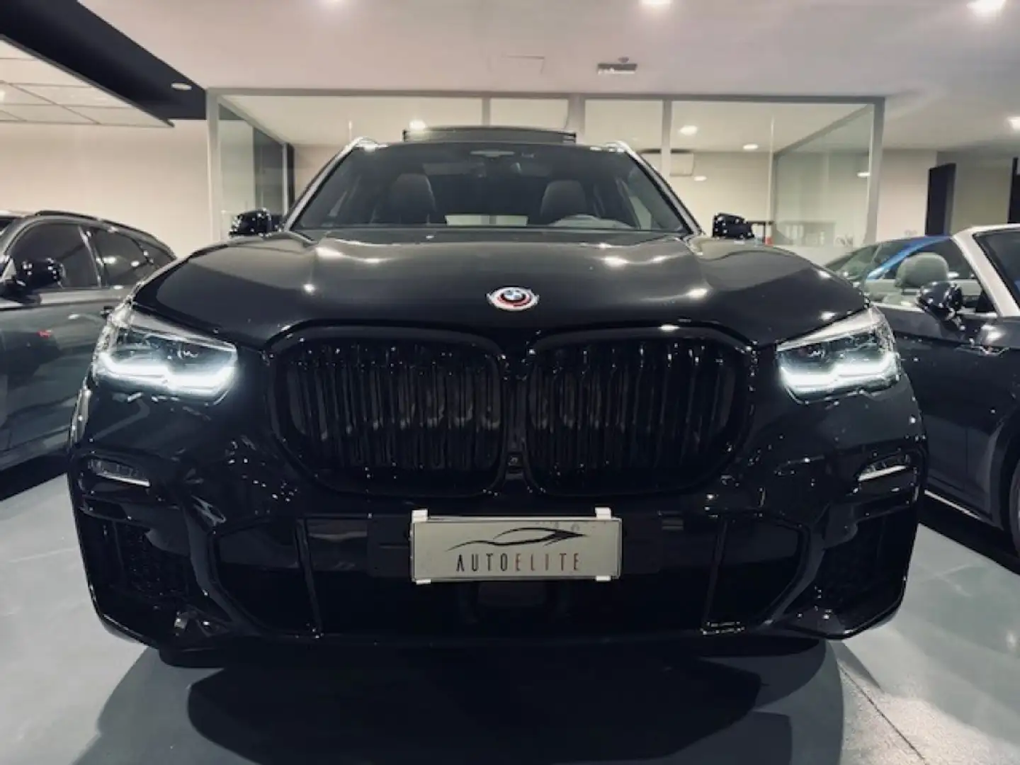 BMW X5 xDrive30d 286CV 48V Msport/TETTO/RADAR/HEAD UP Zwart - 2