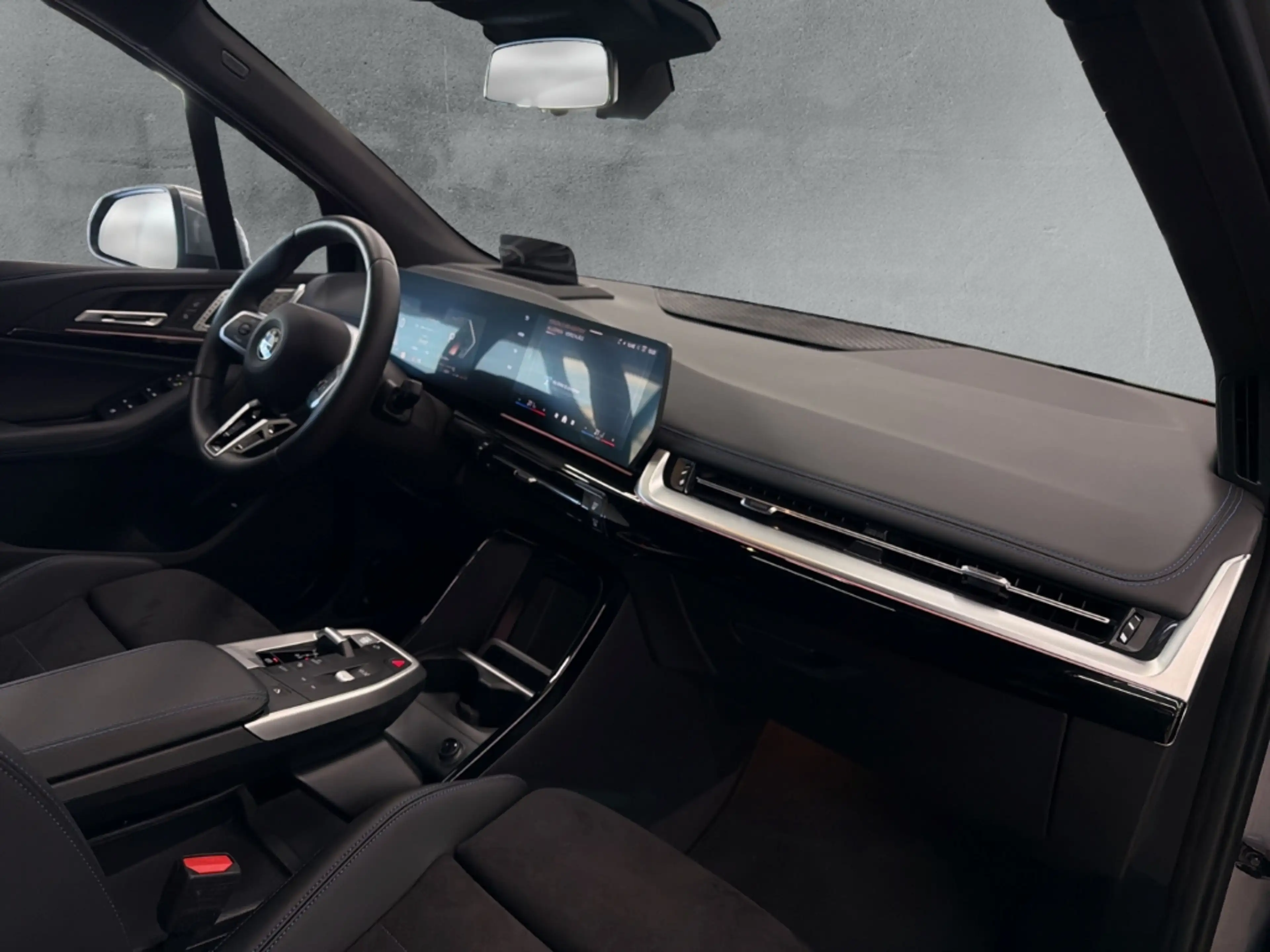 BMW 223 Active Tourer i M Sport 223i xDrive Park-Assistent — photo 12