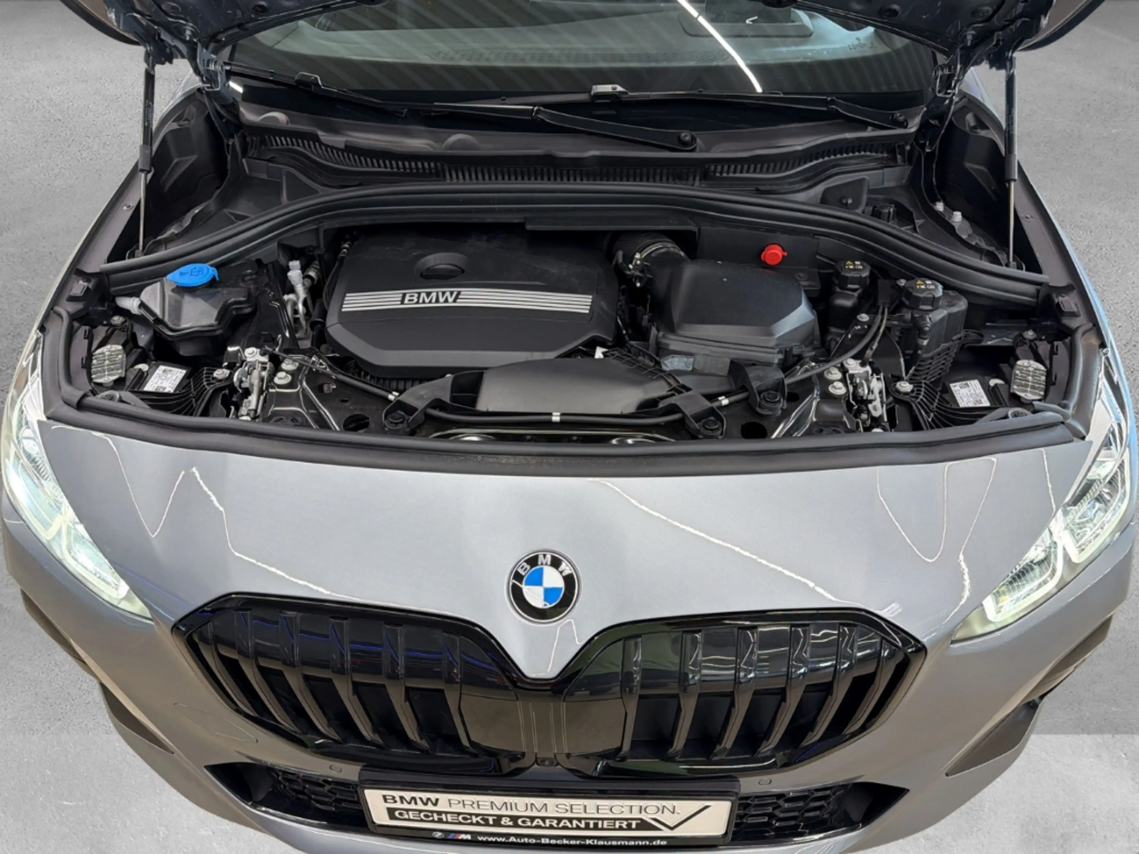 BMW 223 Active Tourer i M Sport 223i xDrive Park-Assistent — photo 14