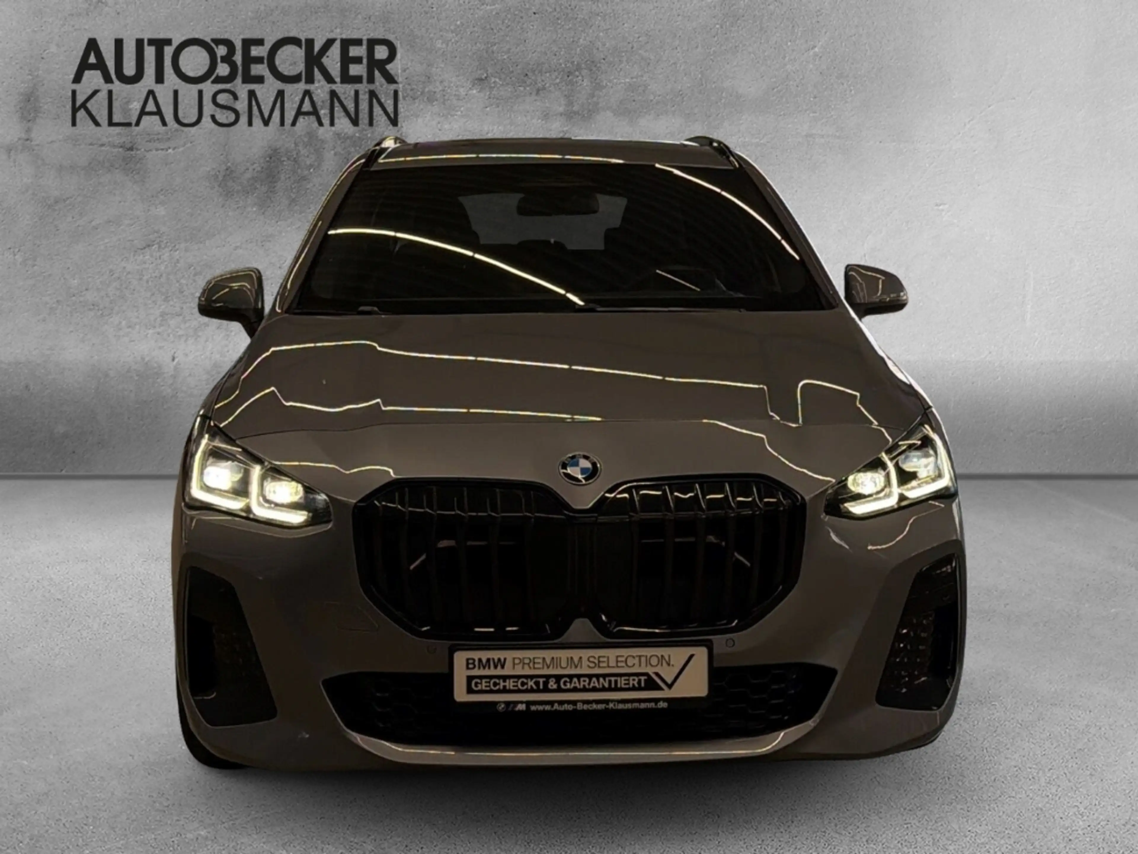 BMW 223 Active Tourer i M Sport 223i xDrive Park-Assistent — photo 5